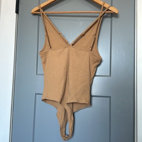 Brown ribbed bodysuit - Picture 3 of 6